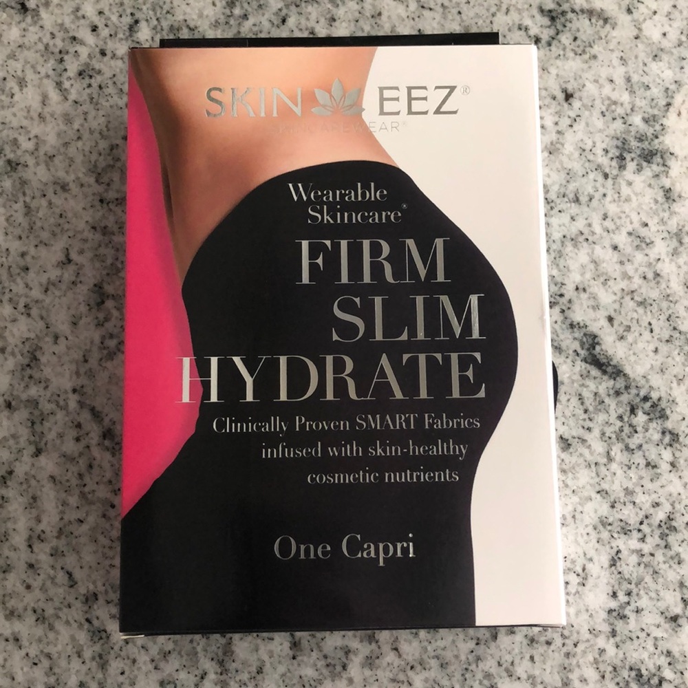 Toning, hydrating capris